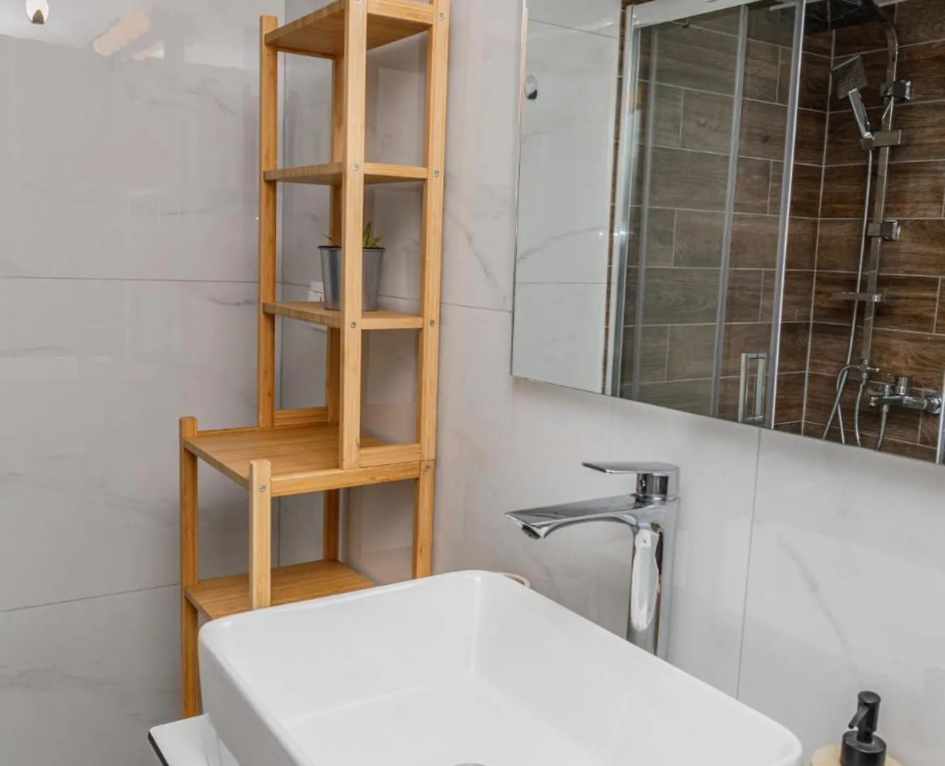Apartment Family Suite With Balcony Thessaloniki Greece